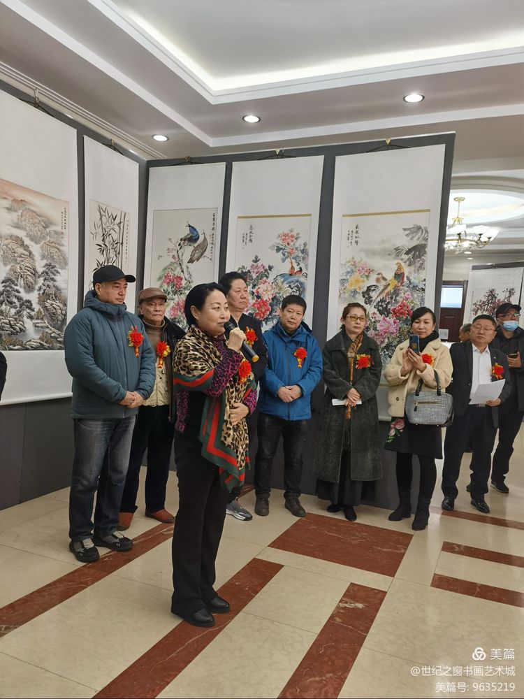 本市热点：抚顺第二届女子书画展拉开帷幕