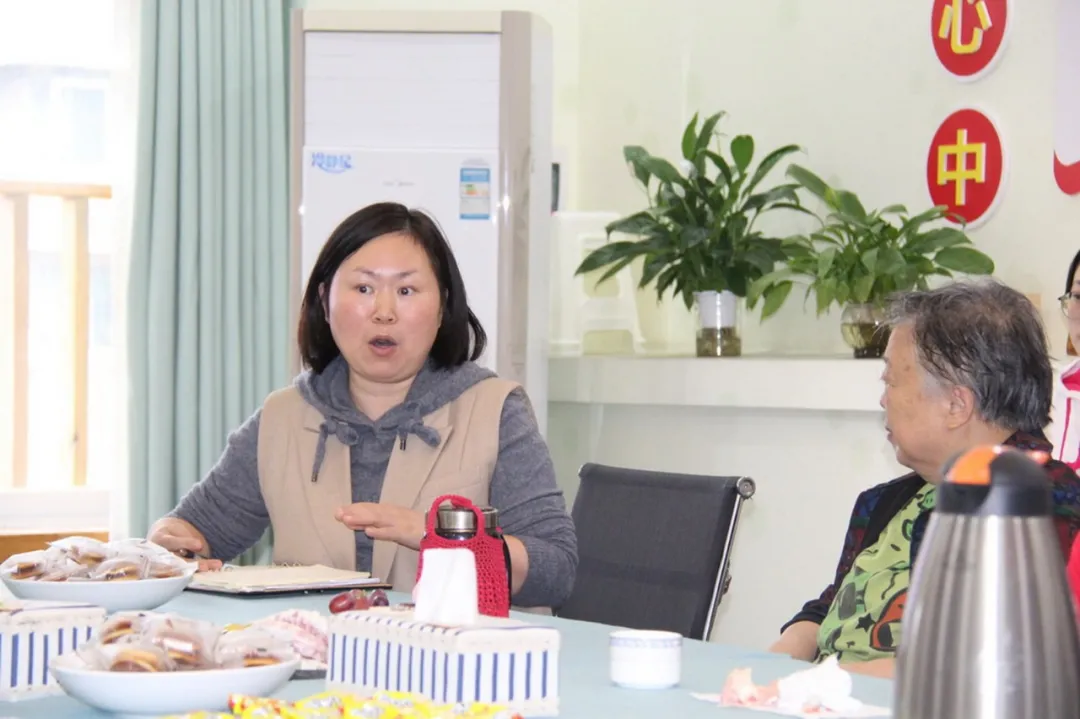 四川天府新区华阳幼儿园——敬老崇德度重阳 回首教育皆芳华