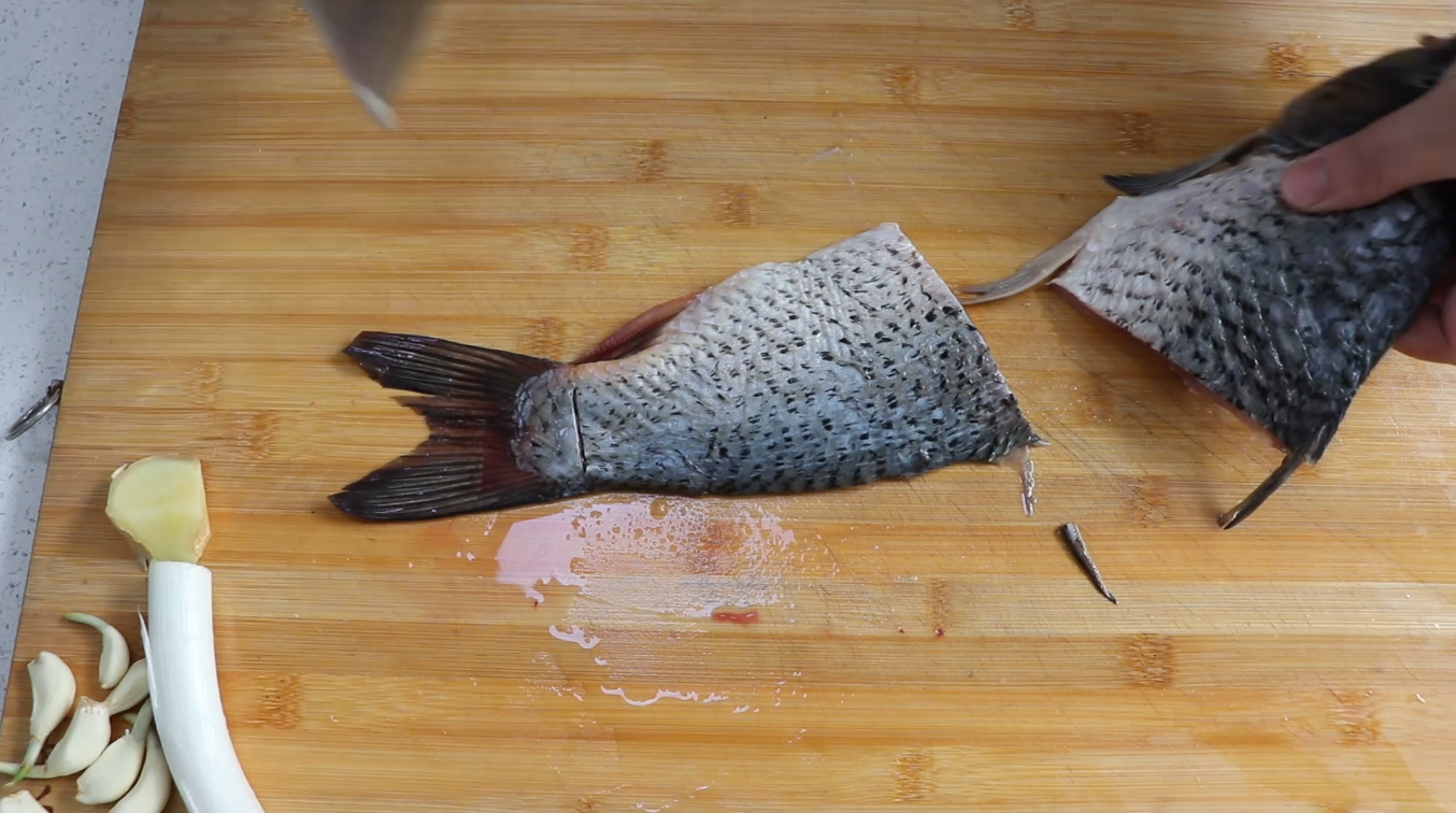 清燉鯉魚,清燉鯉魚的家常做法
