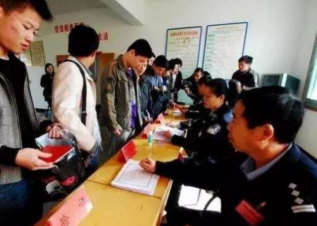 浙江拟录用选调生名单，大多都是名校和研究生，但也能看到本科生