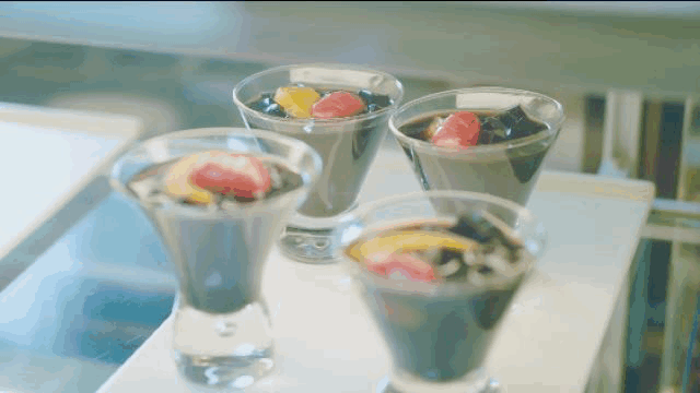 坐拥6站地铁，36个食堂！2019高考志愿填报，来华中科技大学就对了！