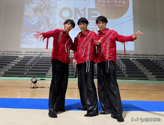 日本全国高校男子体操赛，“柯南舞姿”引关注，画风还原度相当高