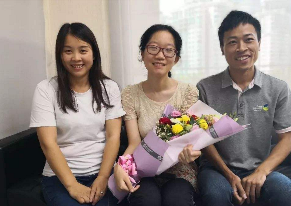 学生成功被“北大”录取，家长发朋友圈分享喜悦，评论却很扎心