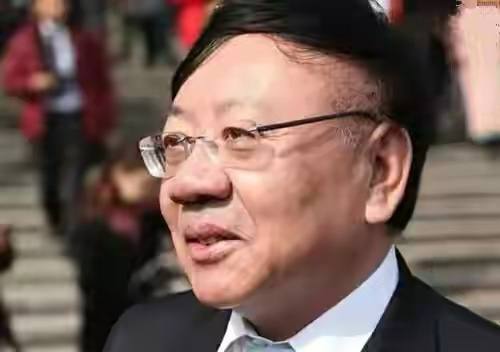 沈阳首富吴志刚，古稀之年开始创业，靠卖面包赚了301亿
