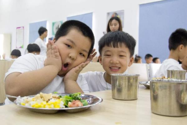 学生上公立和私立有啥区别？老师直言差距明显，家长要早些知道