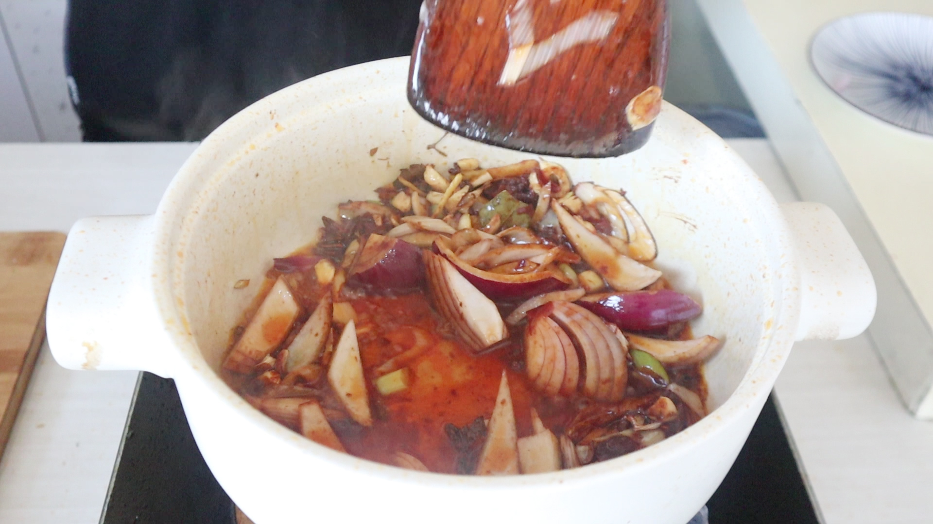 鱈魚燉豆腐的做法,鱈魚燉豆腐的做法視頻