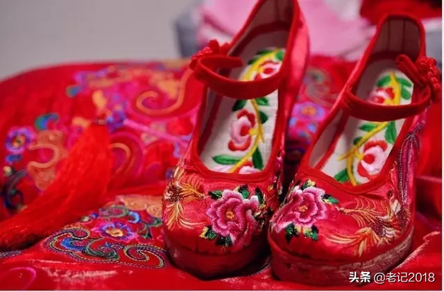 「转」洞房的诗词、对联、贺词