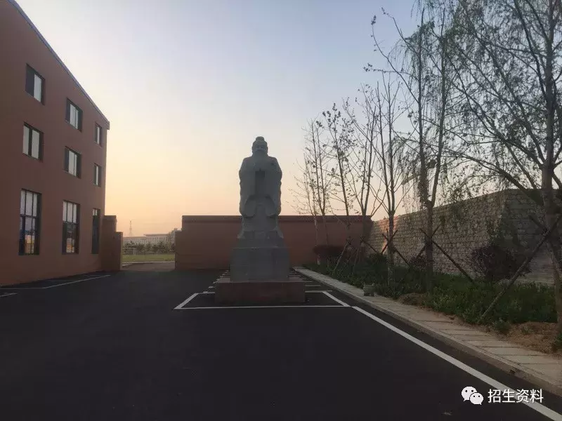 2019年威海市高级技工学校铁路校区春季招生火爆进行中！