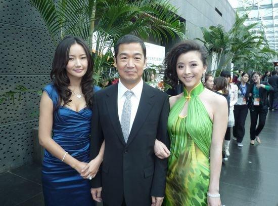 多面黄小蕾：曾倒追大张伟，38天闪婚嫁富商，却被迪士尼“除名”