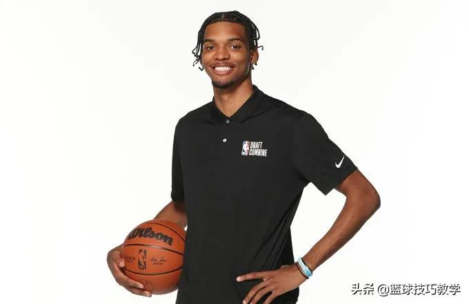 NBA状元和顺位啥意思(NBA选秀大会来了！状元签出炉！前十顺位依次选中了他们)