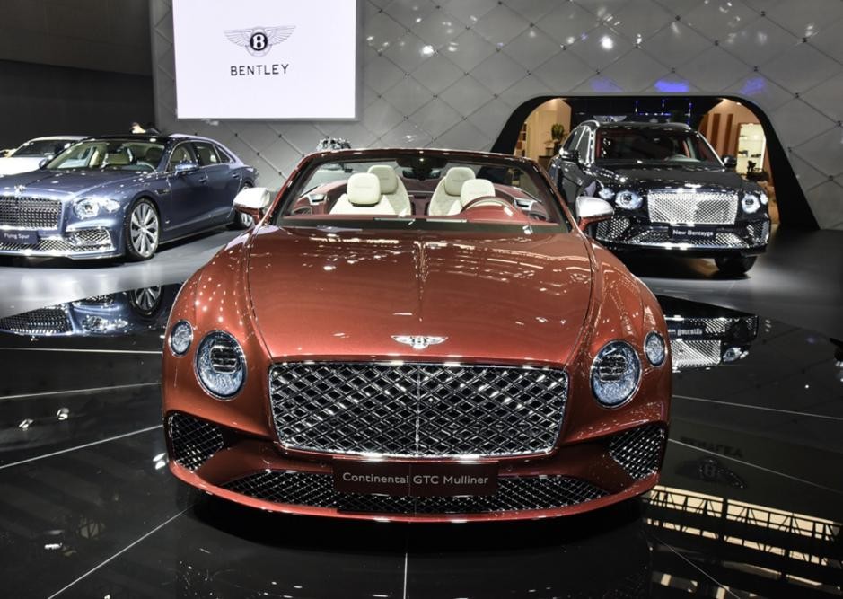 为数不多的6.0T W12发动机，宾利欧陆GT敞篷版，400万有找