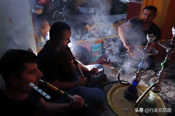 埃及开罗：产能低、人口多、小偷泛滥，军方出资4000亿迁都