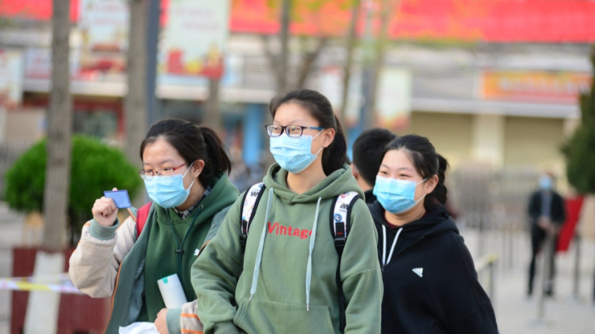 河南多所高校放假时间已确定，最早提前12天，同时还有个坏消息