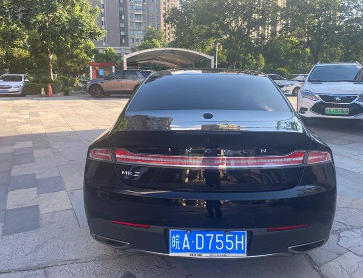 试驾林肯MKZ 2.0T尊享型，配2.0T引擎悬架支持软硬调校！