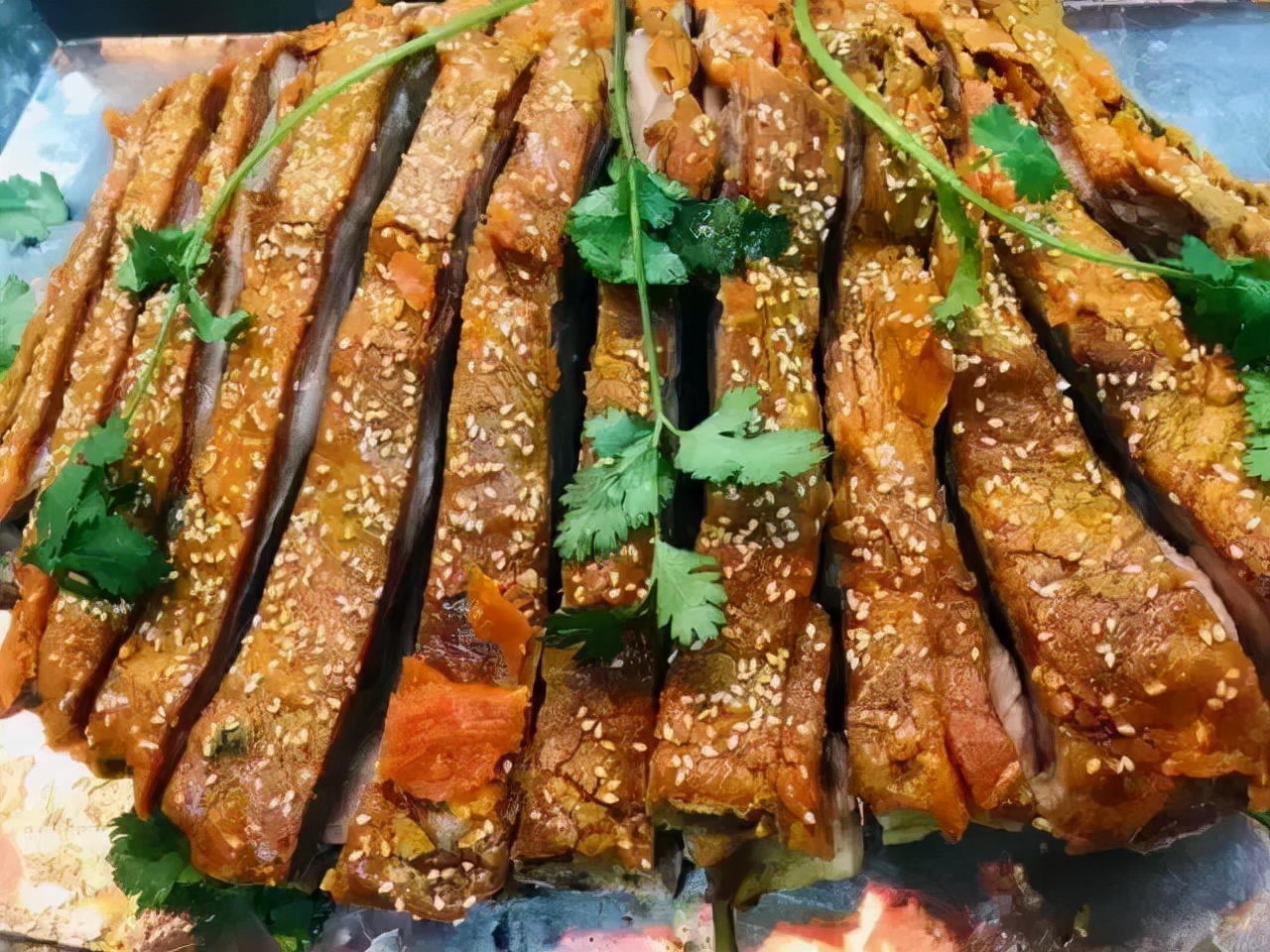 坐拥9幢餐饮大楼、24小时不打烊食堂！上海大学推出这一套餐，火上热搜！