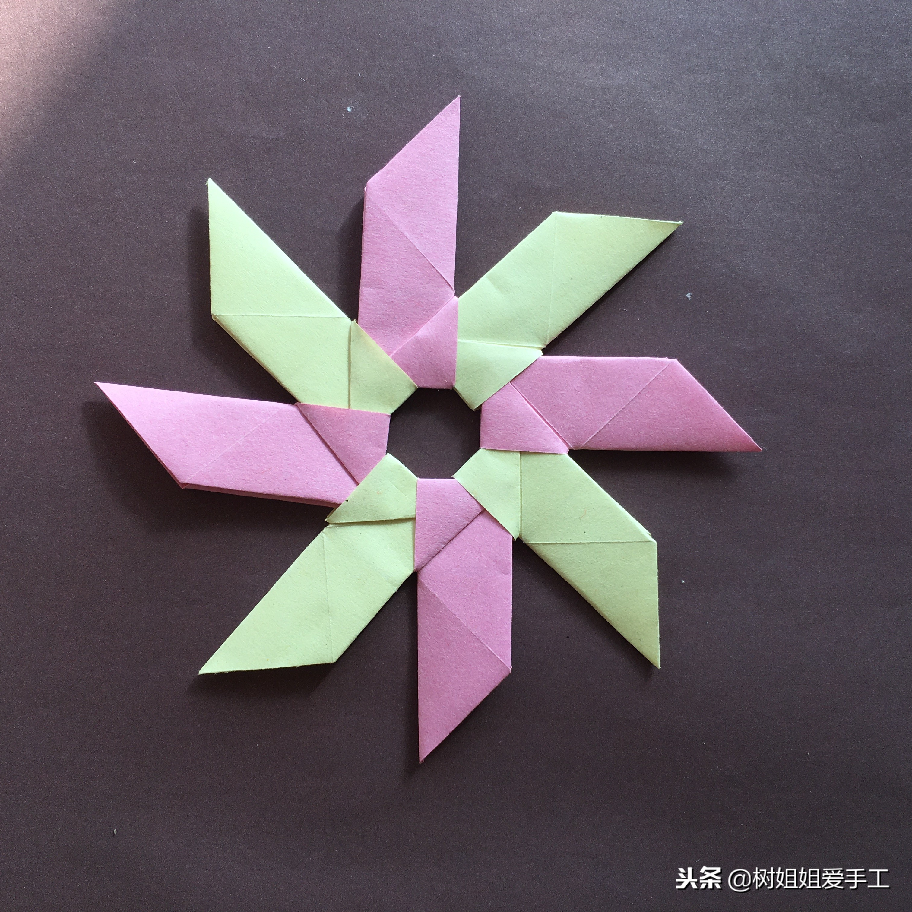 亲子折纸：组合型飞镖，像花朵一样漂亮