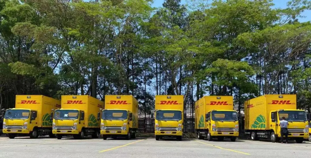 ����˧����ݱ���30̨JAC˧�彻������DHL����