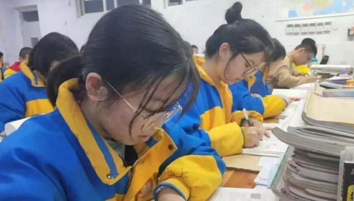 高考成绩档次划分，不同分数能上什么档次的大学？最好心中有数