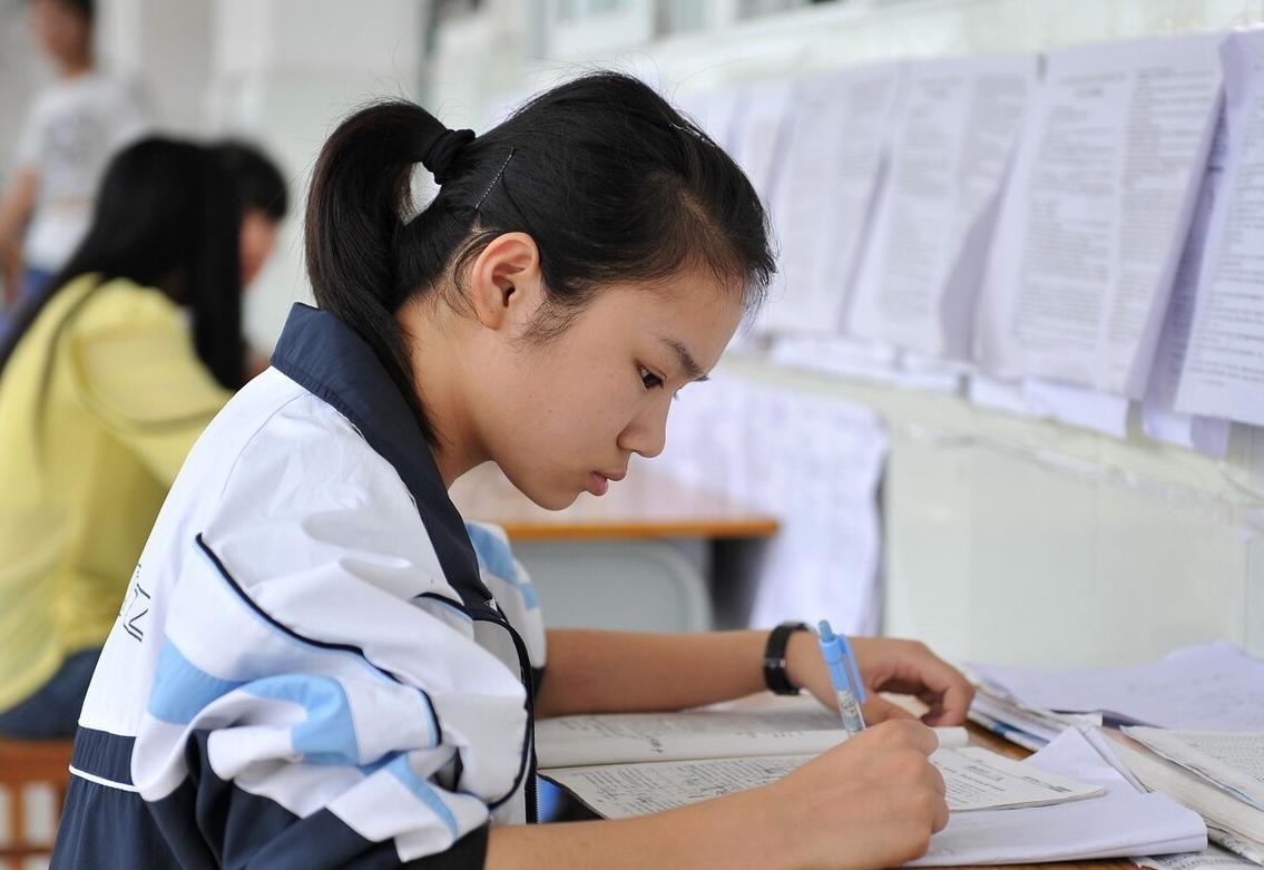 2021年高考志愿填报流程，花时间精力但准确，可以省下几千元费用