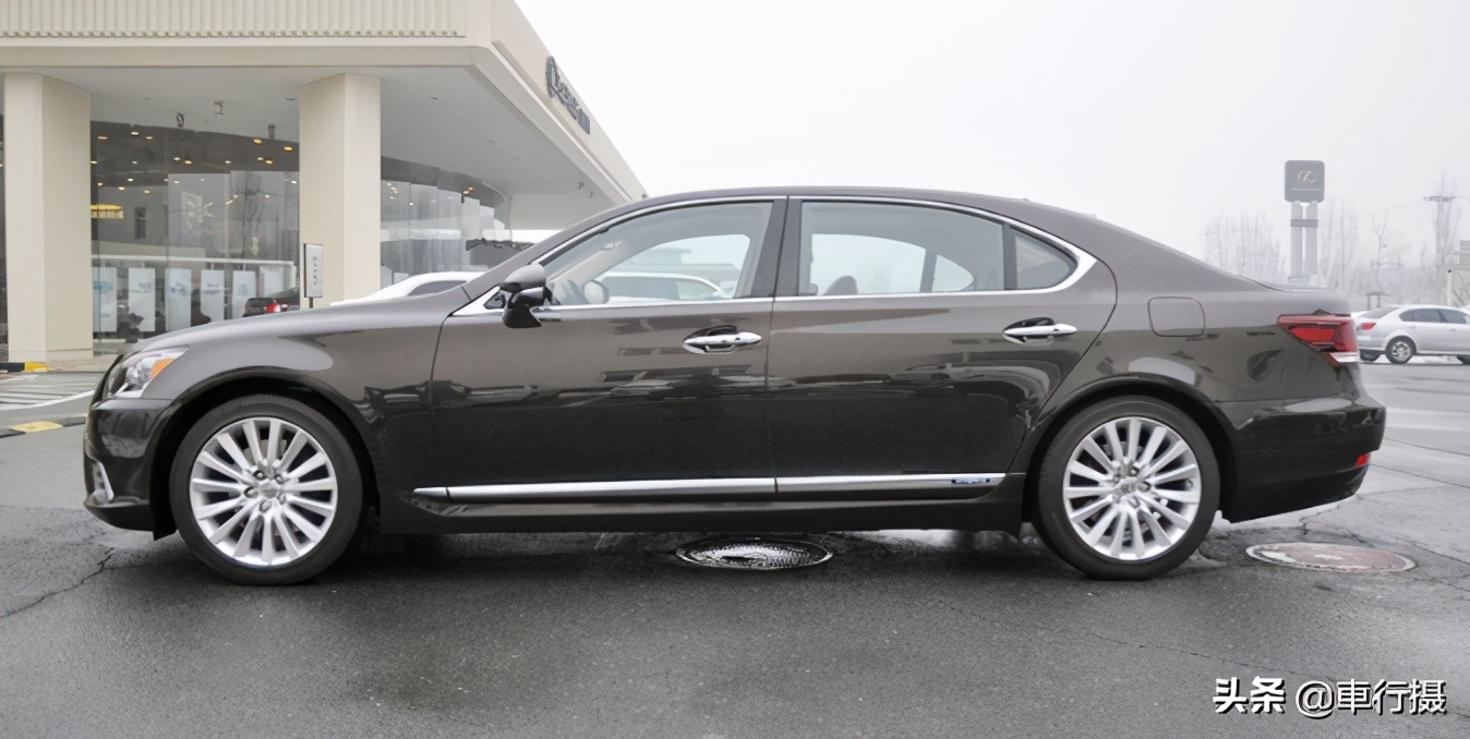 奔驰5600多少钱老凌志ls600hl