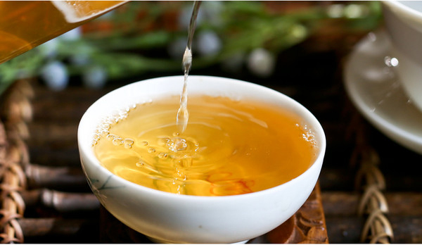 9首美到窒息的茶诗：清茗酬知己，煮茶会佳人
