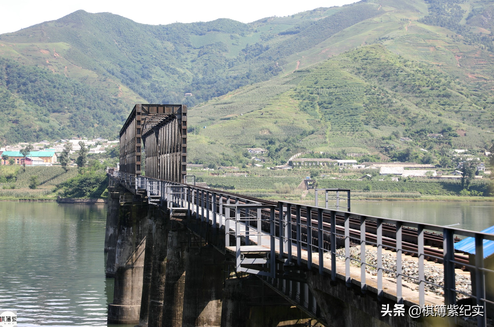 中超第19块界碑在哪里(谁是鸭绿江第一铁路桥？不在丹东市区，70年前密道至今鲜为人知)