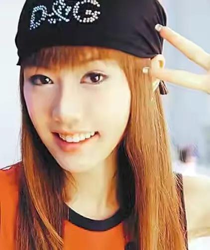 因整容惨死手术台，亲妈不尸检不起诉，超女王贝到底经历了什么？
