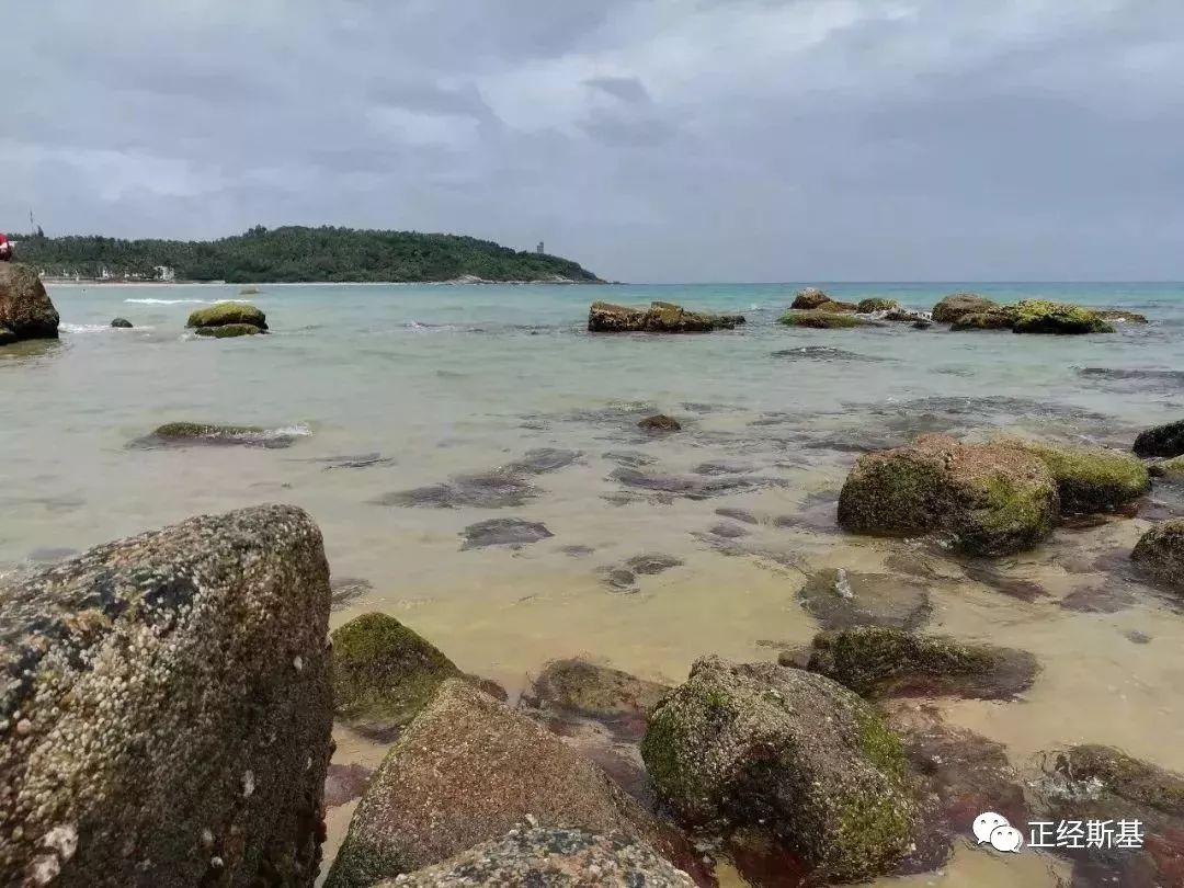 单人单骑，环海南岛，他有很多话想说