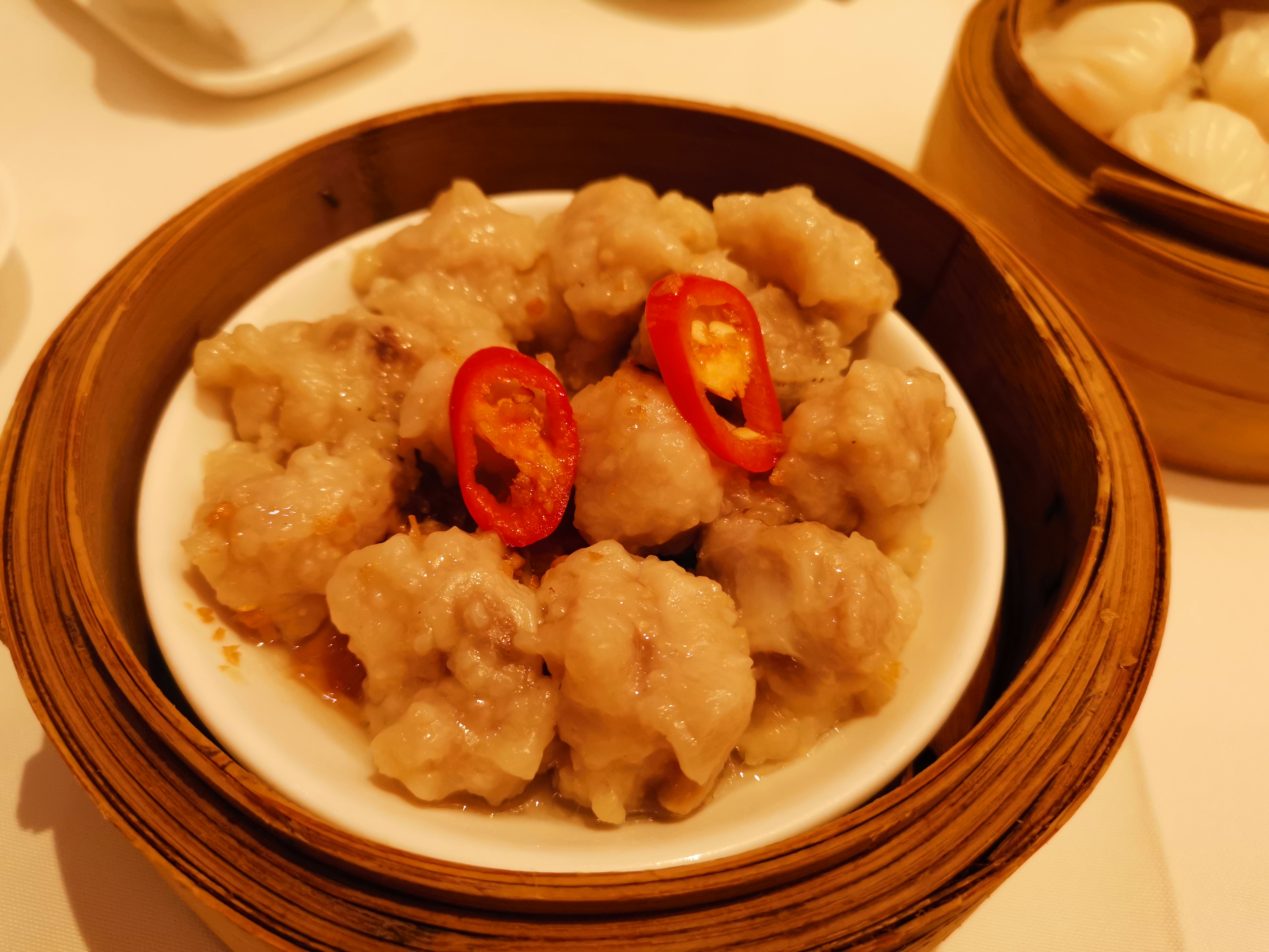 利苑酒家招牌菜价格(吃到自己破产) - 价格百科