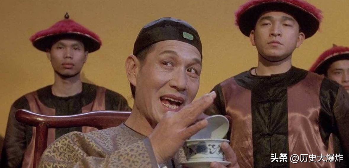 清朝之前的太监只是部分切除，但到了清朝就是完全切除