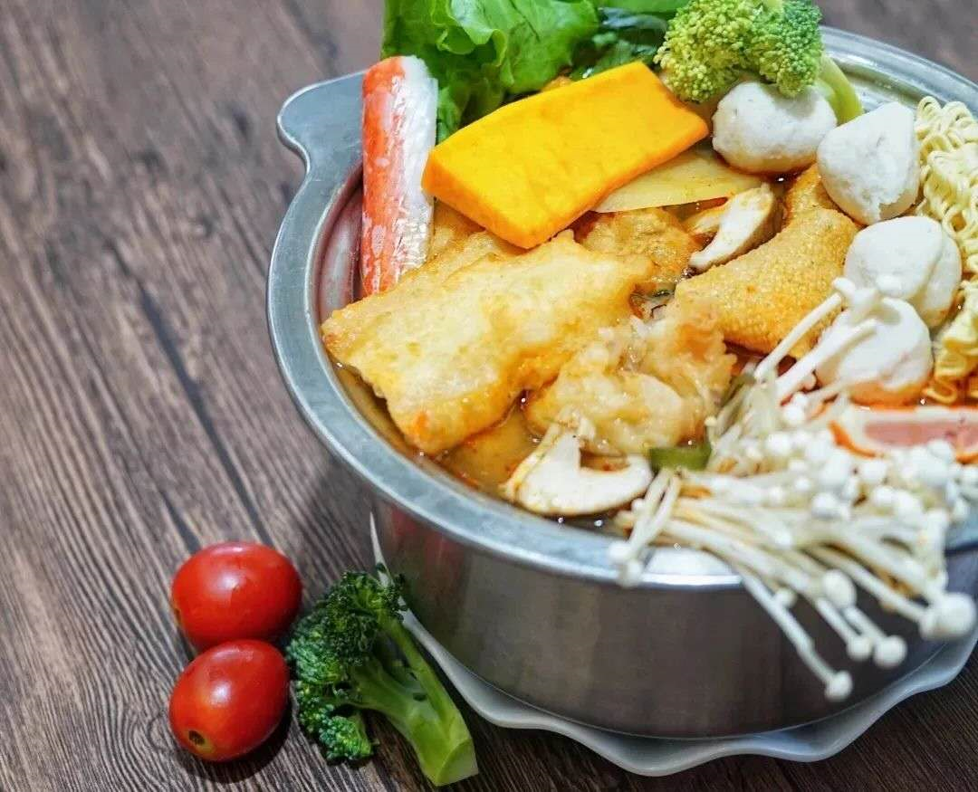 占地5700亩，坐拥四大校区、24个食堂！这可能是河南最“壕”的大学了！