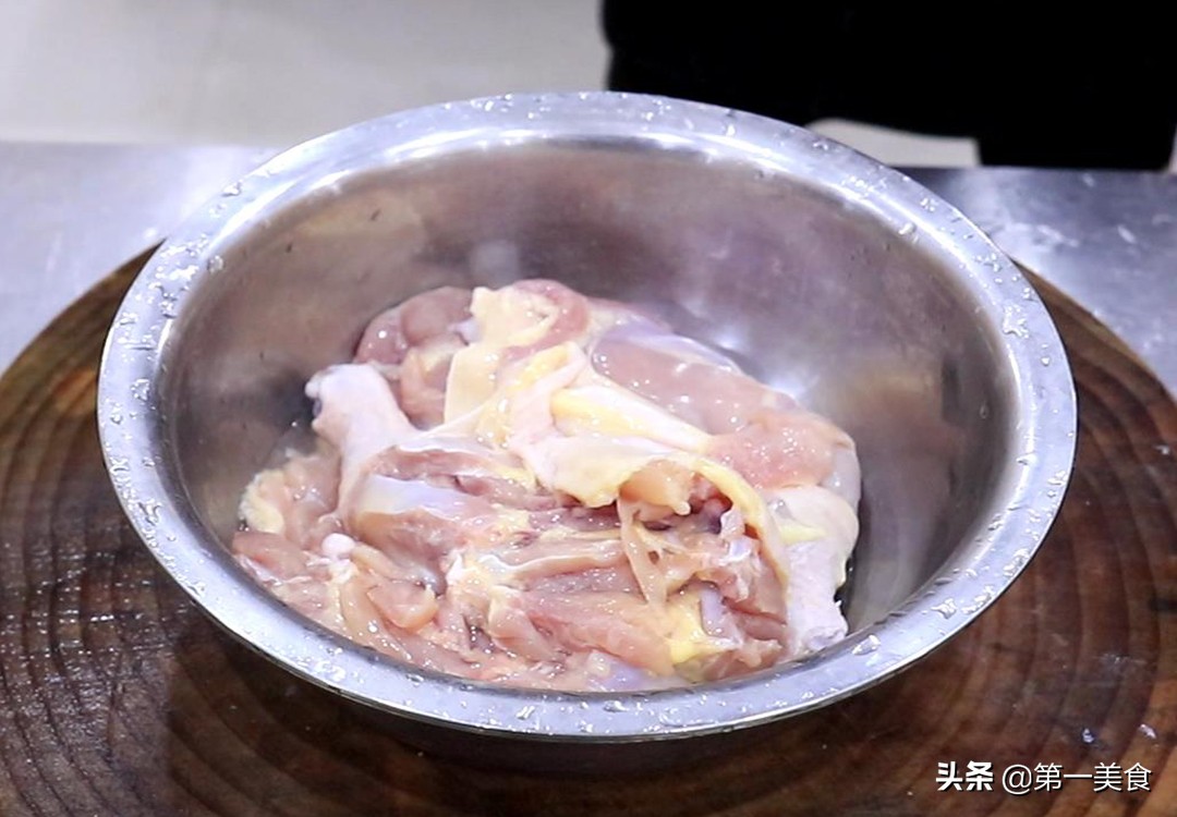 口水雞的做法,口水雞的做法 最正宗的做法視頻