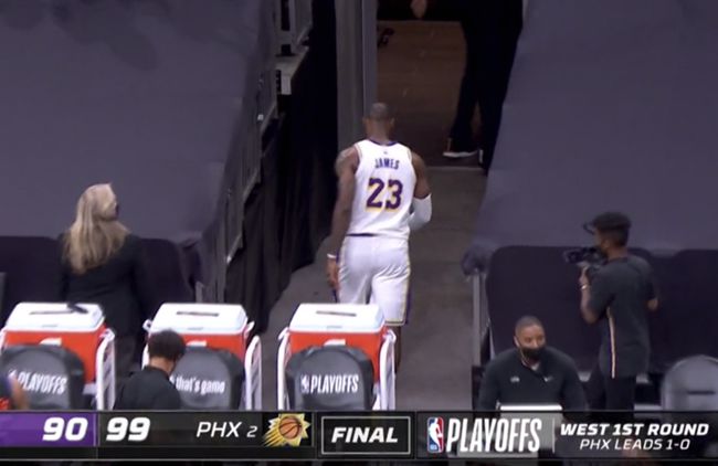 nba为什么会惨败太阳(湖人惨败太阳真因！杨毅：浓眉态度不行，庄神不背锅，詹皇别试探)