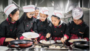 低进高出 小班教学 高考日语 备战艺考