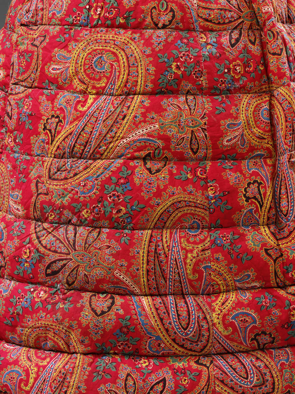 艺术涨姿势：内衣小史 | 张小玉