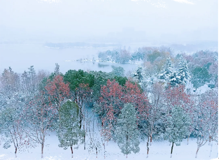 胡耀邦题写校名！全职院士“坐镇”！湖北这所高校还走出全国冠军