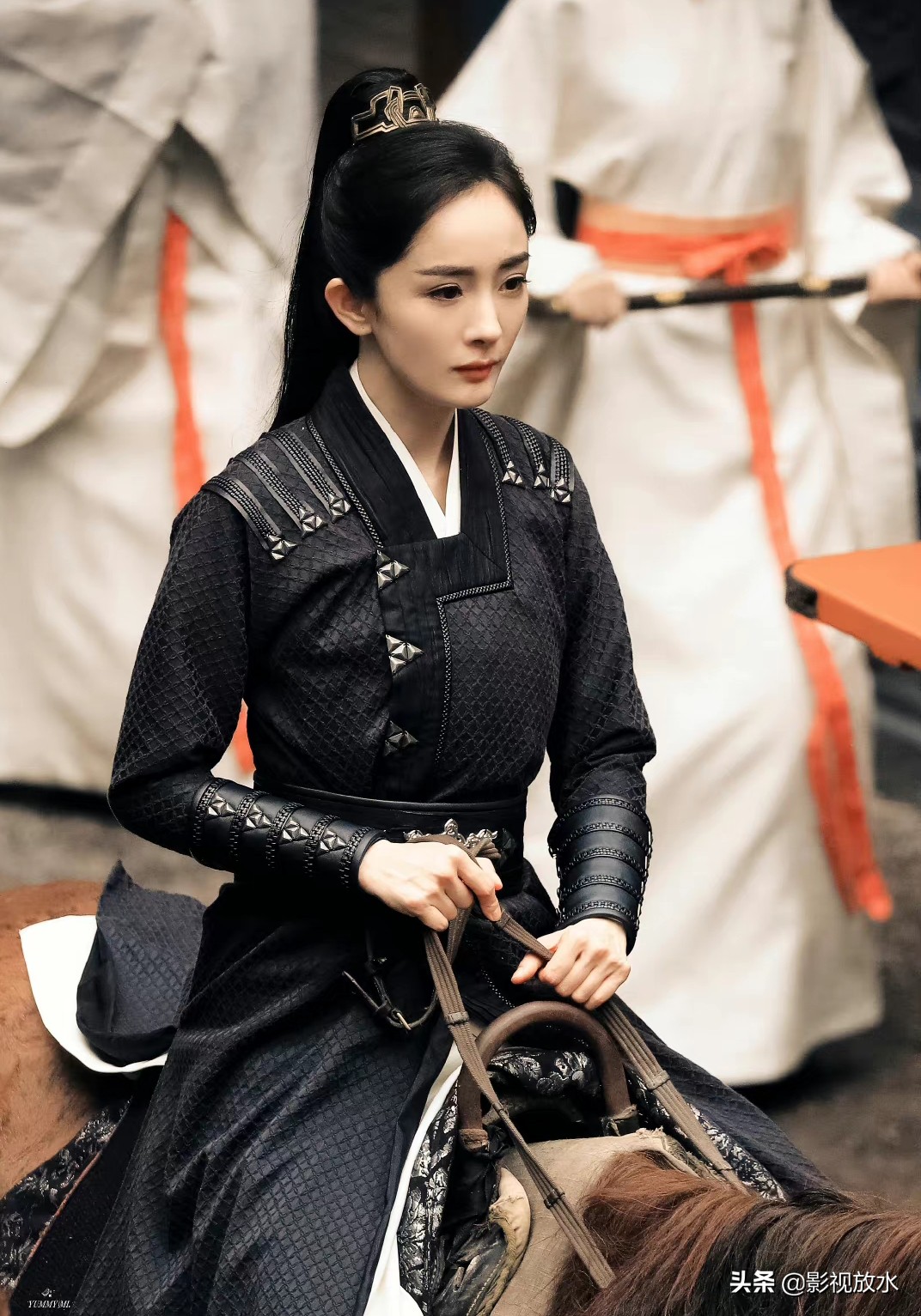 斛珠夫人：方诸任性下婚书迎娶海市 为何次日就将海市送给帝旭？