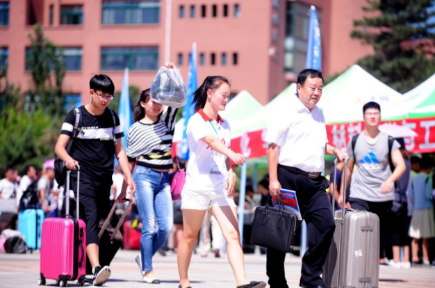 全国百强高校榜单出炉！天大无缘前20很意外，中国科大第三引争议