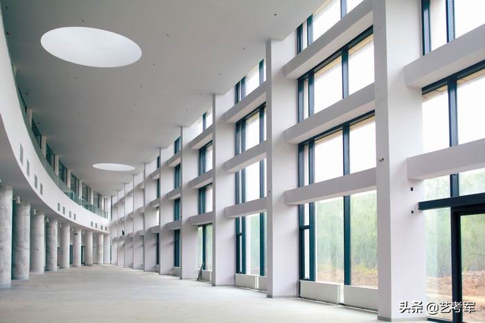 中央戏剧学院明星璀璨，美女如云，4大类12种途径实现明星梦想