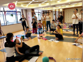 广州孕期瑜伽课程培训，广州瑜伽教练培训班