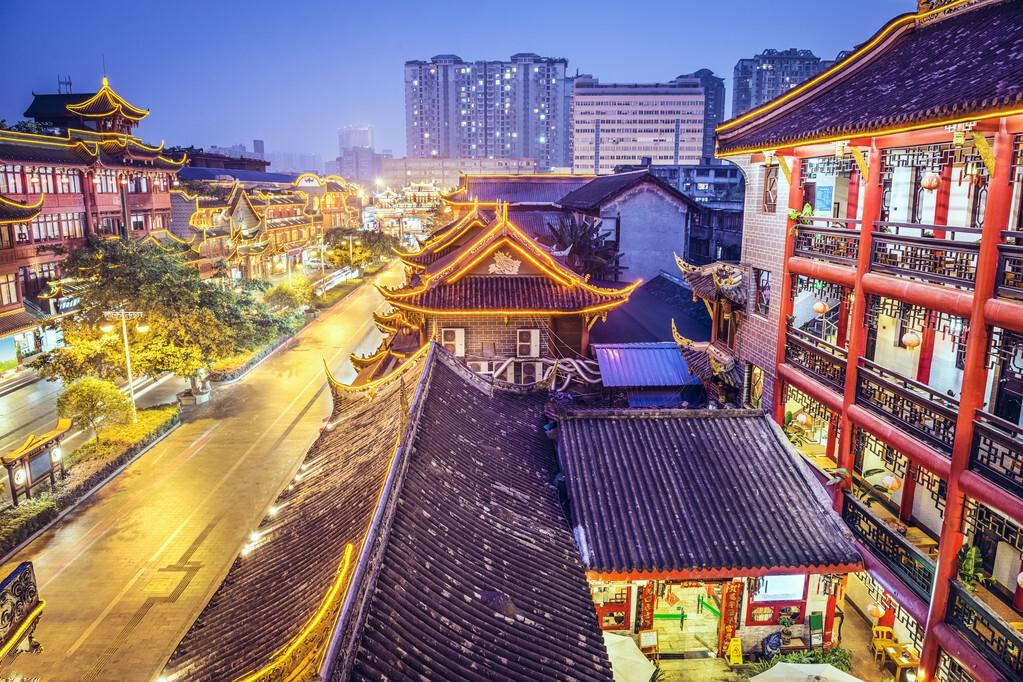 中国又一城荣膺世界美食之都，淮扬菜馆匠心装修迎宾客