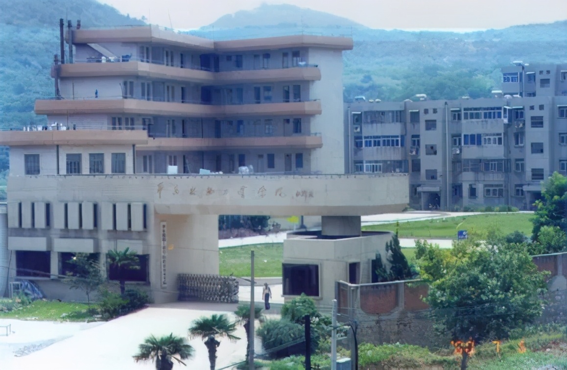 50年前，为什么江苏科技大学落户在镇江了？