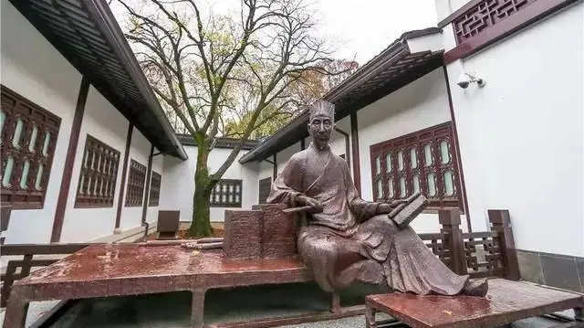 上海速度！五官科医院两院区昨晚解封！这里近200人连夜转运…