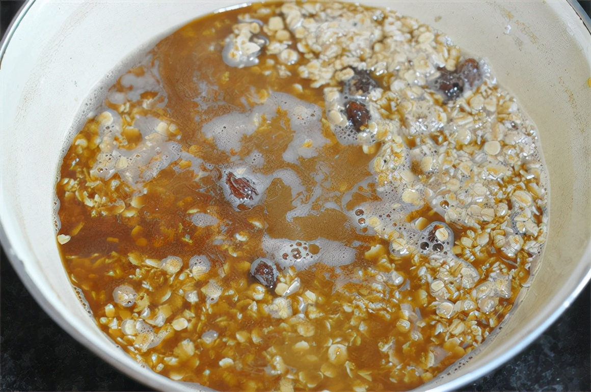 比蛋糕细腻、比发糕柔软，天气寒冷抓紧吃！这道冬天“黄金”糕