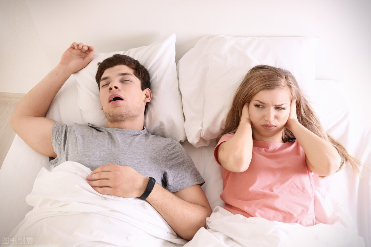 睡觉为什么打呼噜，是什么原因导致的?3种方法可以缓解打呼噜问题
