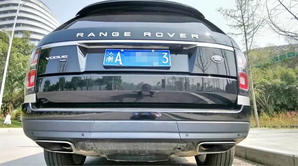 试驾路虎揽胜加长版：为什么它比X7和GLS，豪华地位更高？