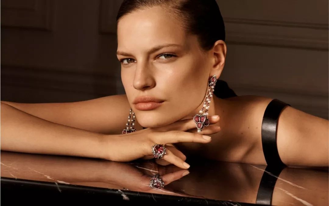 全球第一大奢侈品网站，开卖1000多万的珠宝