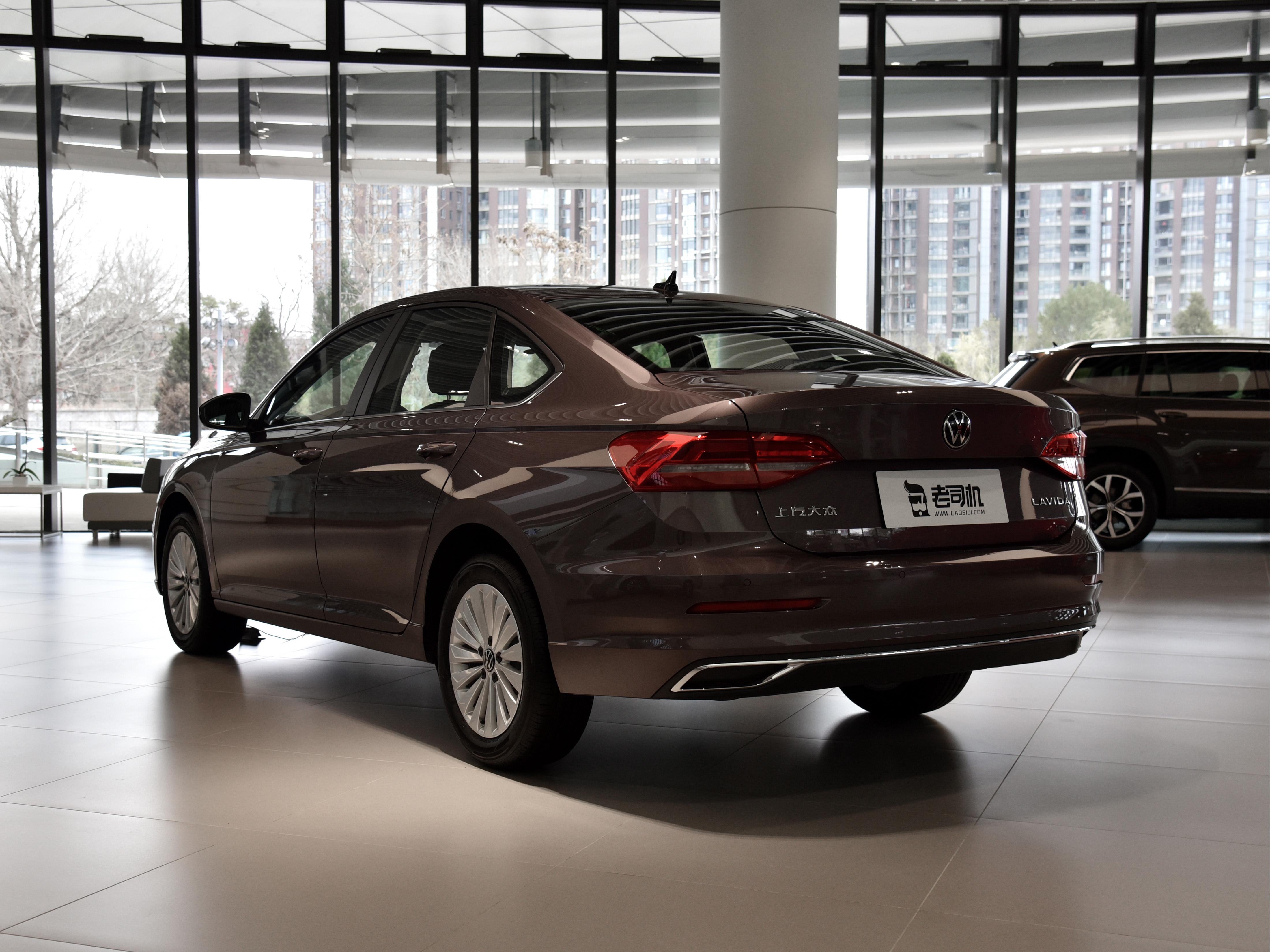 自动挡稳定可靠，油耗较低性价比高，带你看大众朗逸