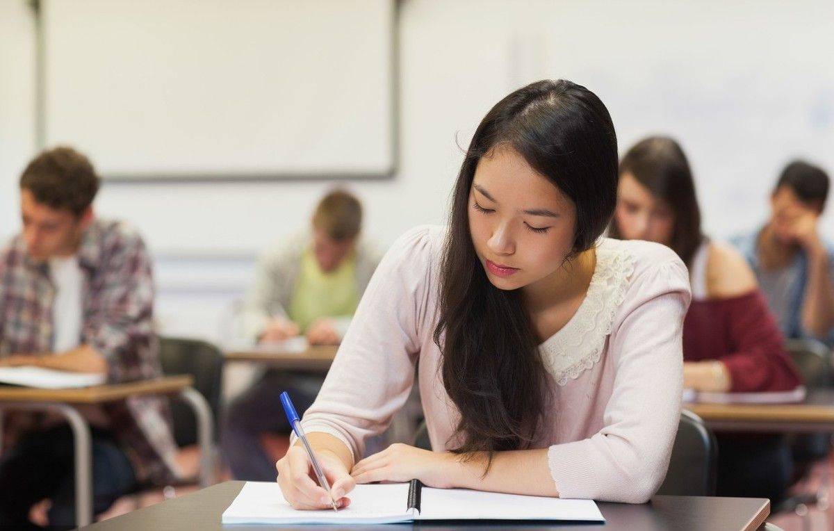 高考和考研上985，哪一个更难？学长坦言：考研进985的更使人佩服