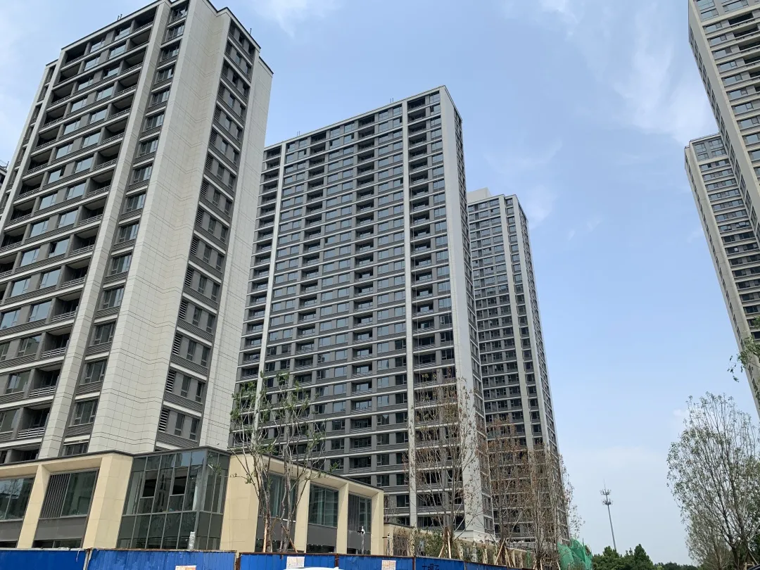 装修软装施工跟踪全程把控，确保品质与细节完美落地